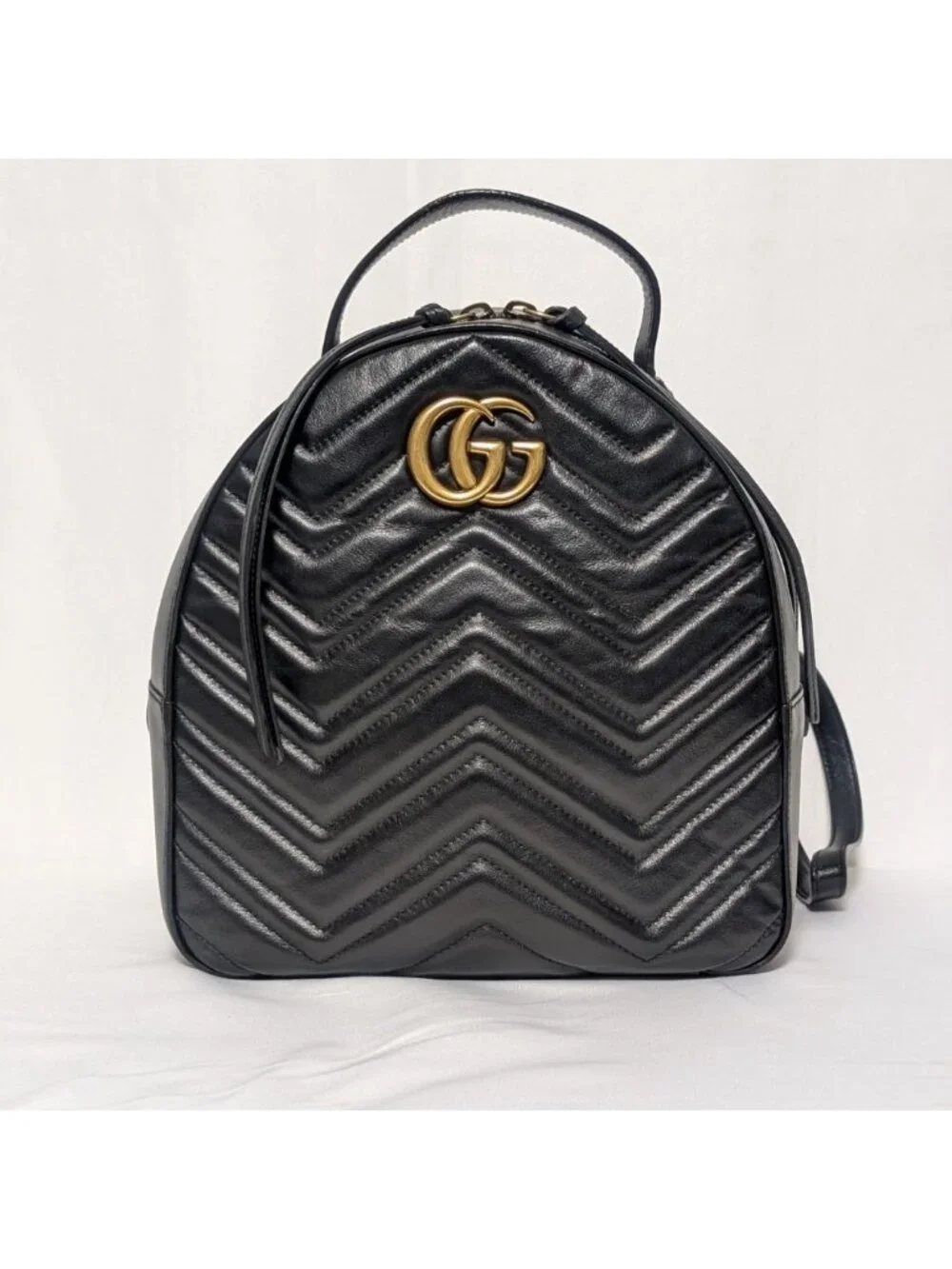 Gucci | Bags | Gucci Appearance Gg Marmont Leather Quilted  display picture 2